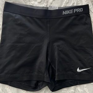 Nike pros used size medium
